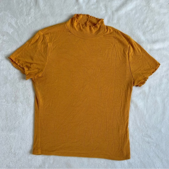 Garage T-Shirt Mock Neck - Picture 2 of 4
